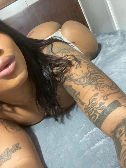 Nicole, Centro